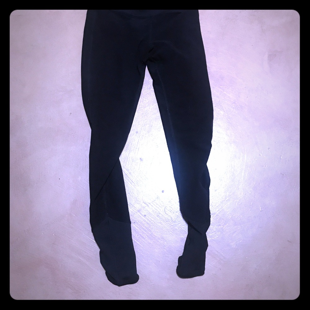 Size Small ALO lounge leggings